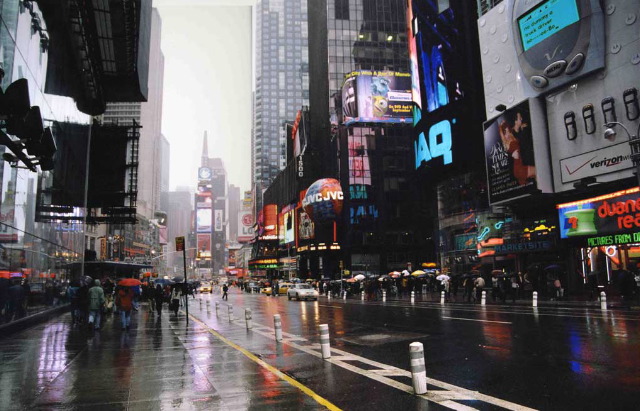 Roger Kipp: Grey New York Grey Day