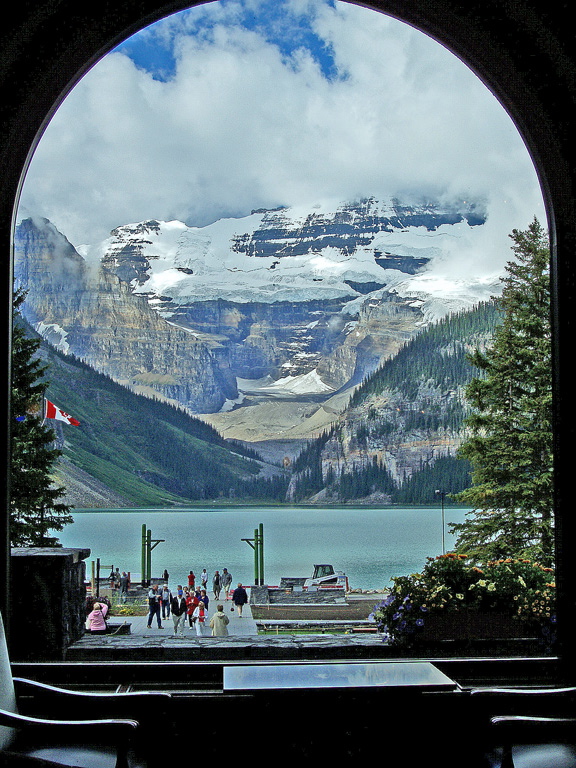 Margot Schweifler: Lake Louise View