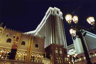 Roger Kipp: Venice In Vegas