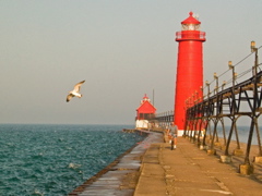 Wayne Schweifler: Grand Haven Light